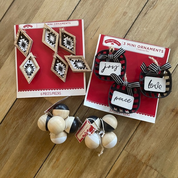 Small Christmas‎ tree ornaments bundle - Picture 1 of 5